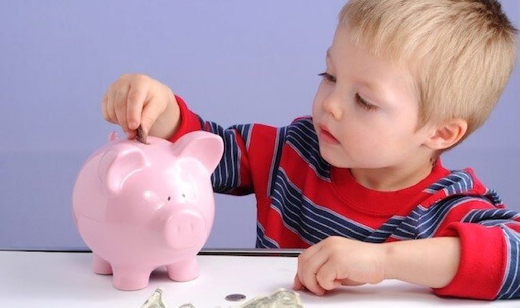6 راه جالب برای آموزش مسائل مالی به کودکان